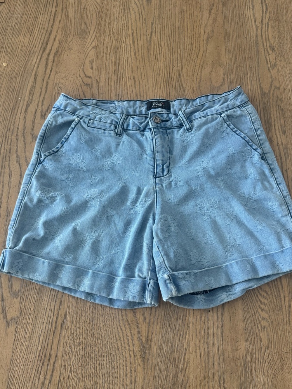 Earl Jean Embroidered Denim Shorts Size 14P Floral Pattern Cuffed all over print